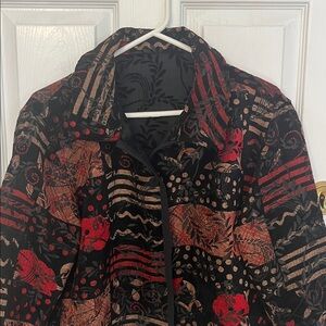 Cold water creek reversible Black and Red Patterned Jacket